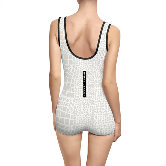 Cream Python Butisattva Onsie
