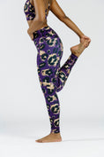 Load image into Gallery viewer, SmoothTech Leggings // Dark Plum Leopard
